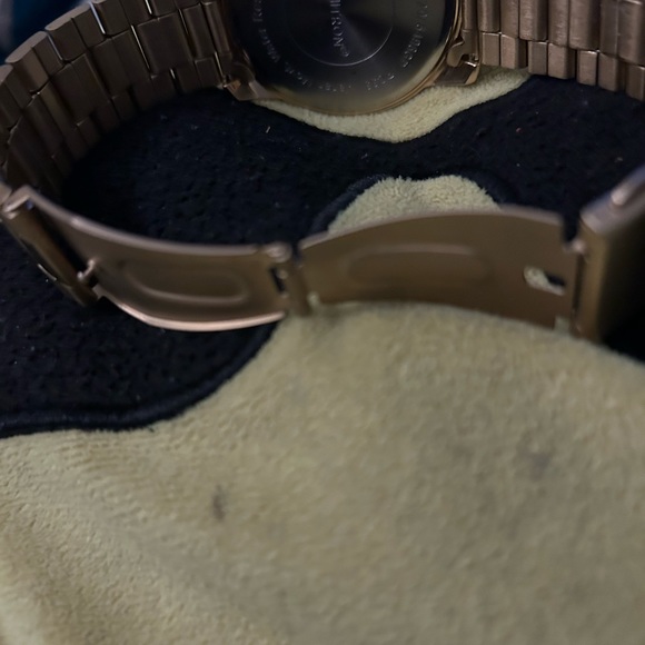 Watch - Picture 3 of 3